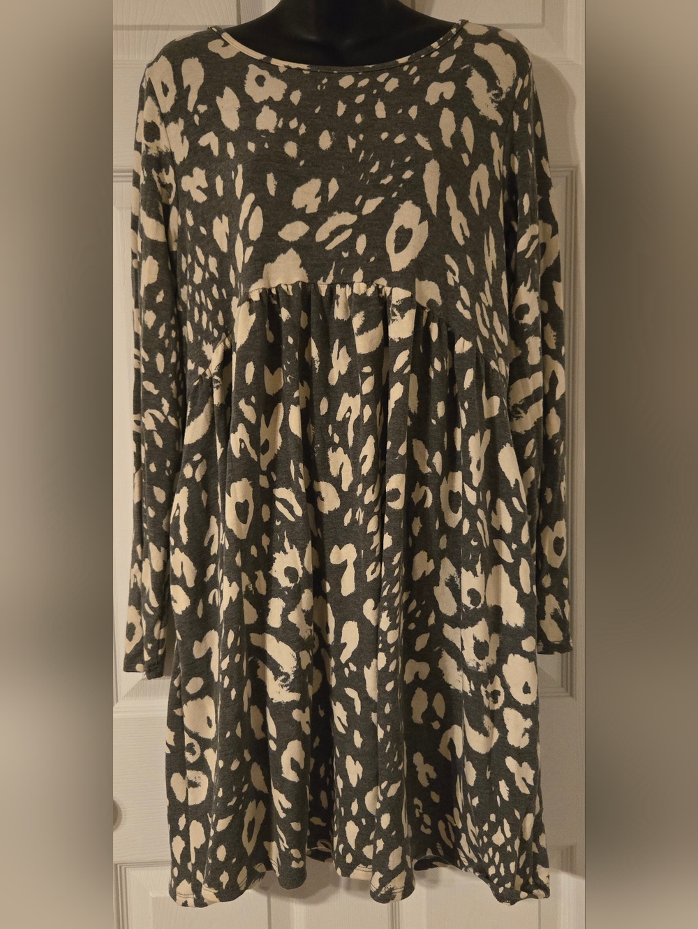 Rae Mode Animal Print Midi Dress L